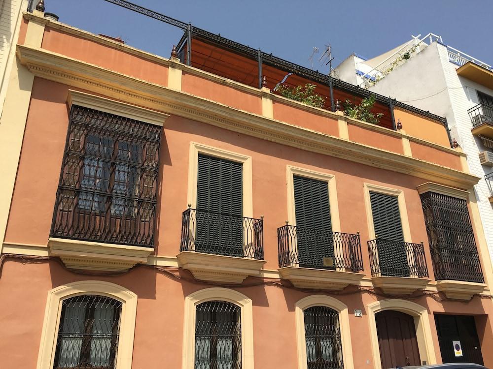 Teodosio And Free Parking